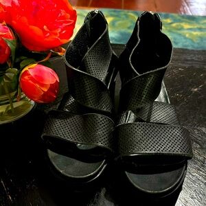 STEVEN by Steve Madden gladiator sandals